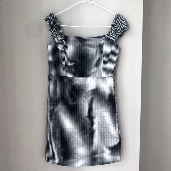 Linen gingham dress w/ puff sleeves